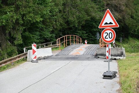 Problematický prístup do koncovej časti Hornej Marikovej vyriešila zapožičaná konštrukcia Problematický prístup do koncovej časti Hornej Marikovej vyriešila zapožičaná konštrukcia